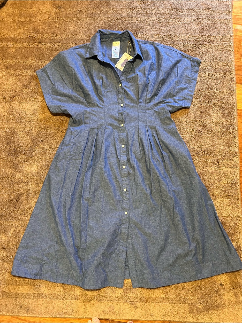 NWT Serra Pleated Midi Dress Size L